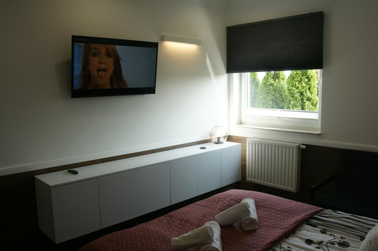 Q Apartamenty Mirkow Exterior photo